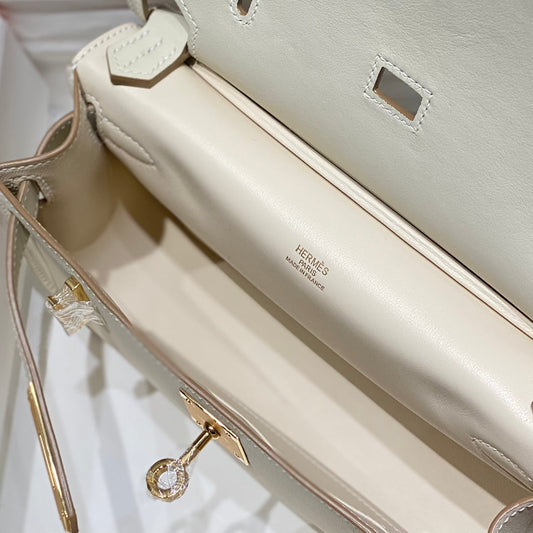 HM JYPSIERE SHOULDER BAG 23 IN BEIGE CALFSKIN GOLD HARDWARE