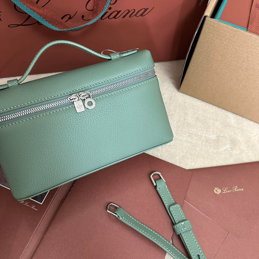 EXTRA POCKET L19 IN TEAL GREEN CALFSKIN WITH SILVER HARDWARE