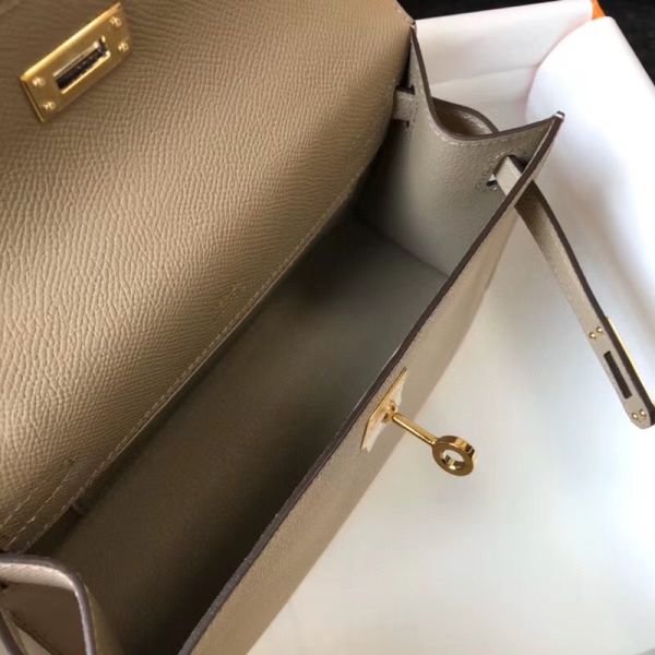 HERM Kelly Pochette Bag In Gris Tourterelle Epsom Leather