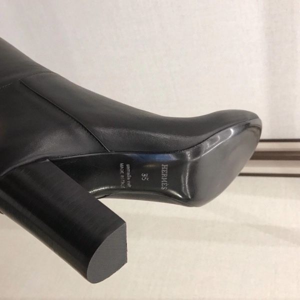 HERM Story Boots In Black Calfskin Leather