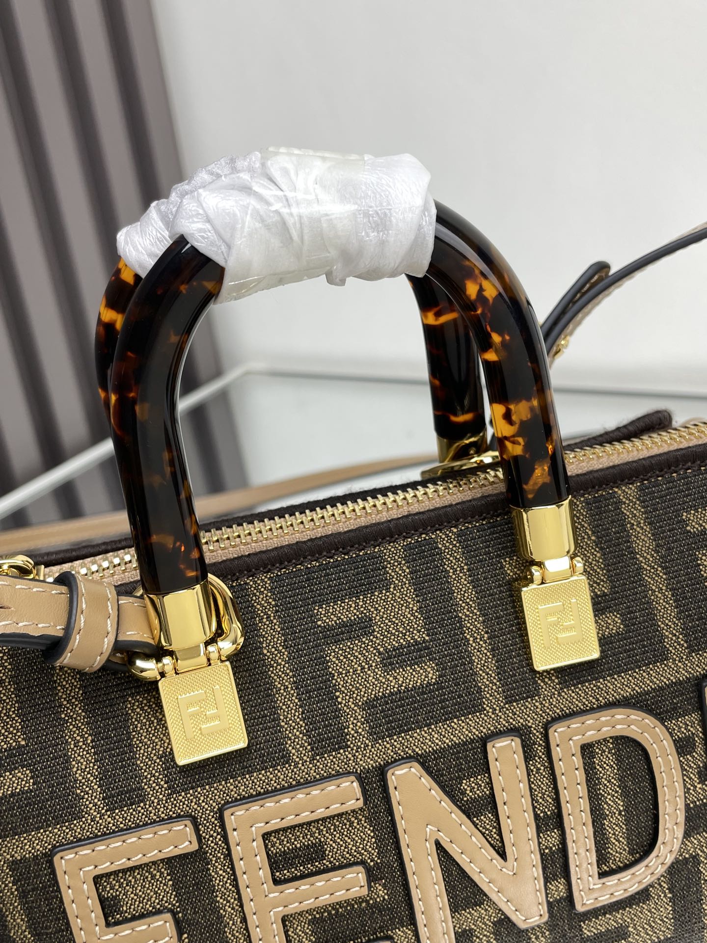 BY THE WAY MINI 18 IN SOYA BEAN JACQUARD FABRIC AND BROWN CALFSKIN TRIM