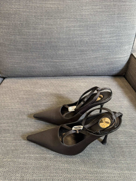 HIGH SANDAL ATTACHED GEM IN BLACK SILK