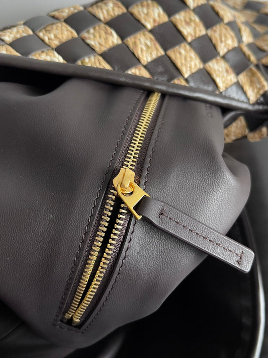 LARGE HOP 54 IN BROWN CALFSKIN AND BEIGE RAFFIA