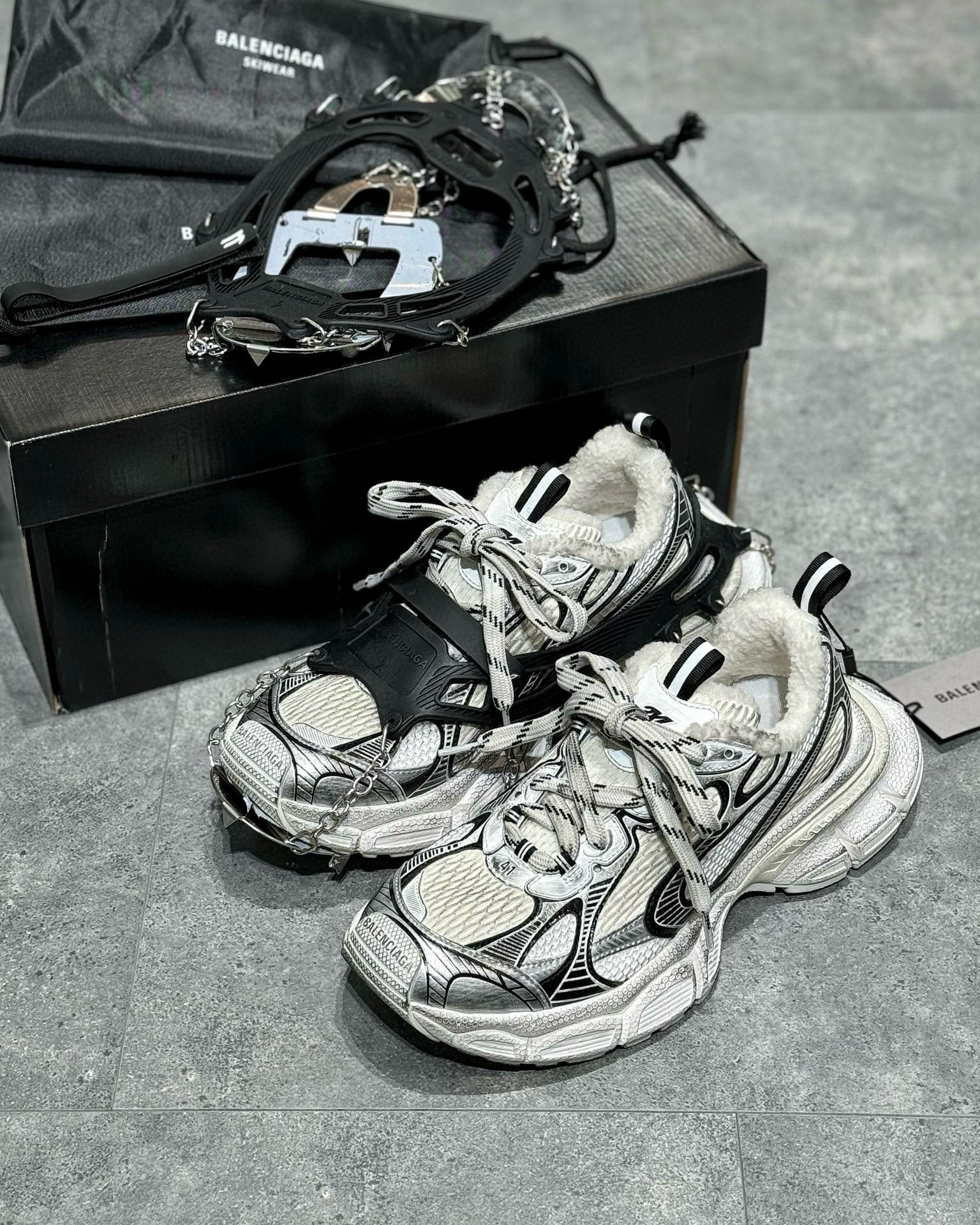 BLCG Sneakers