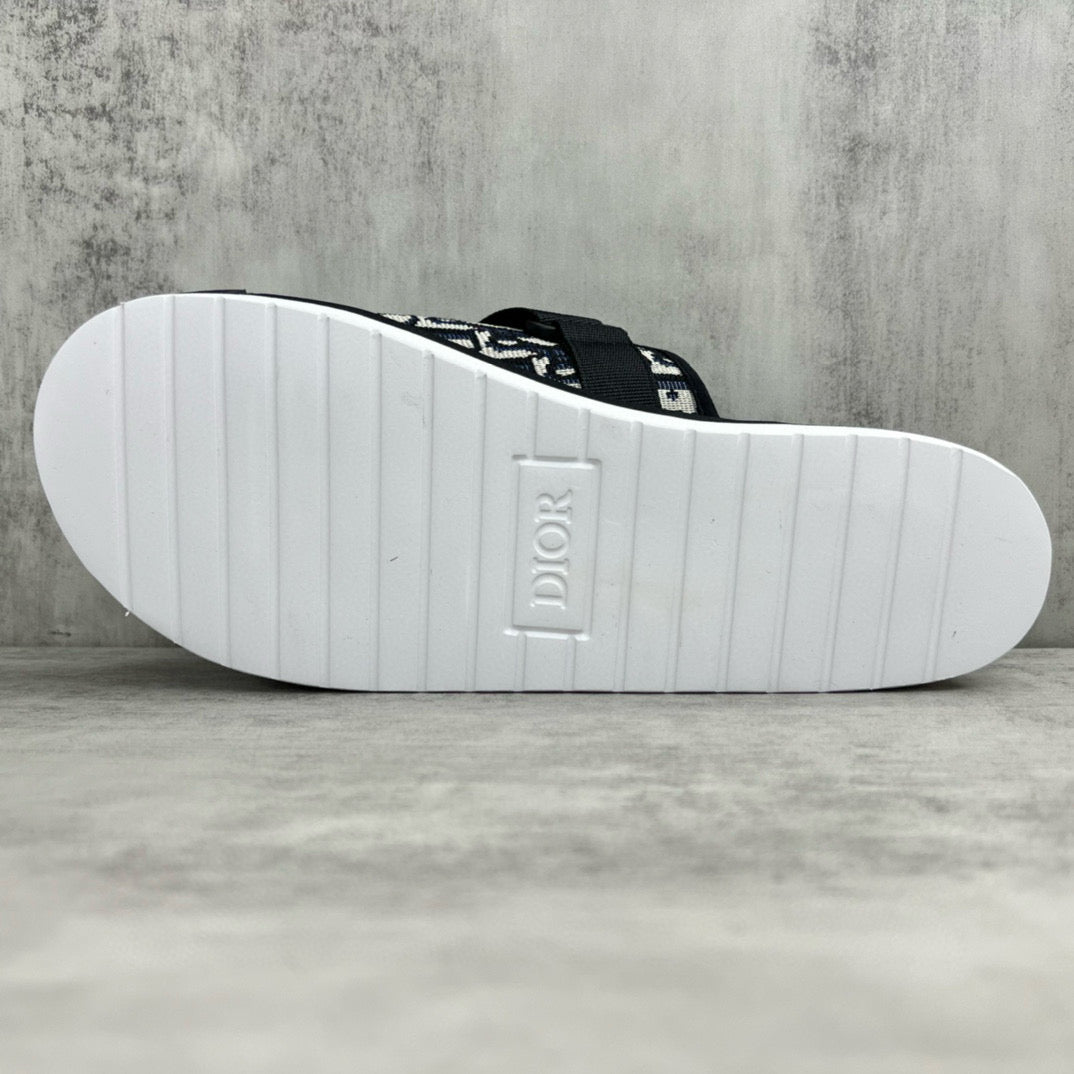 DIO Sandals