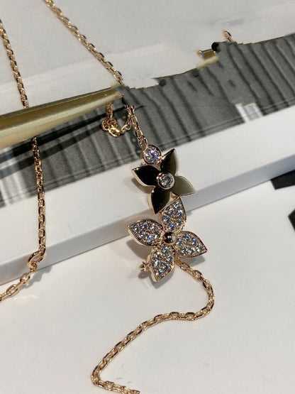 DOUBLE STAR DIAMOND NECKALCE