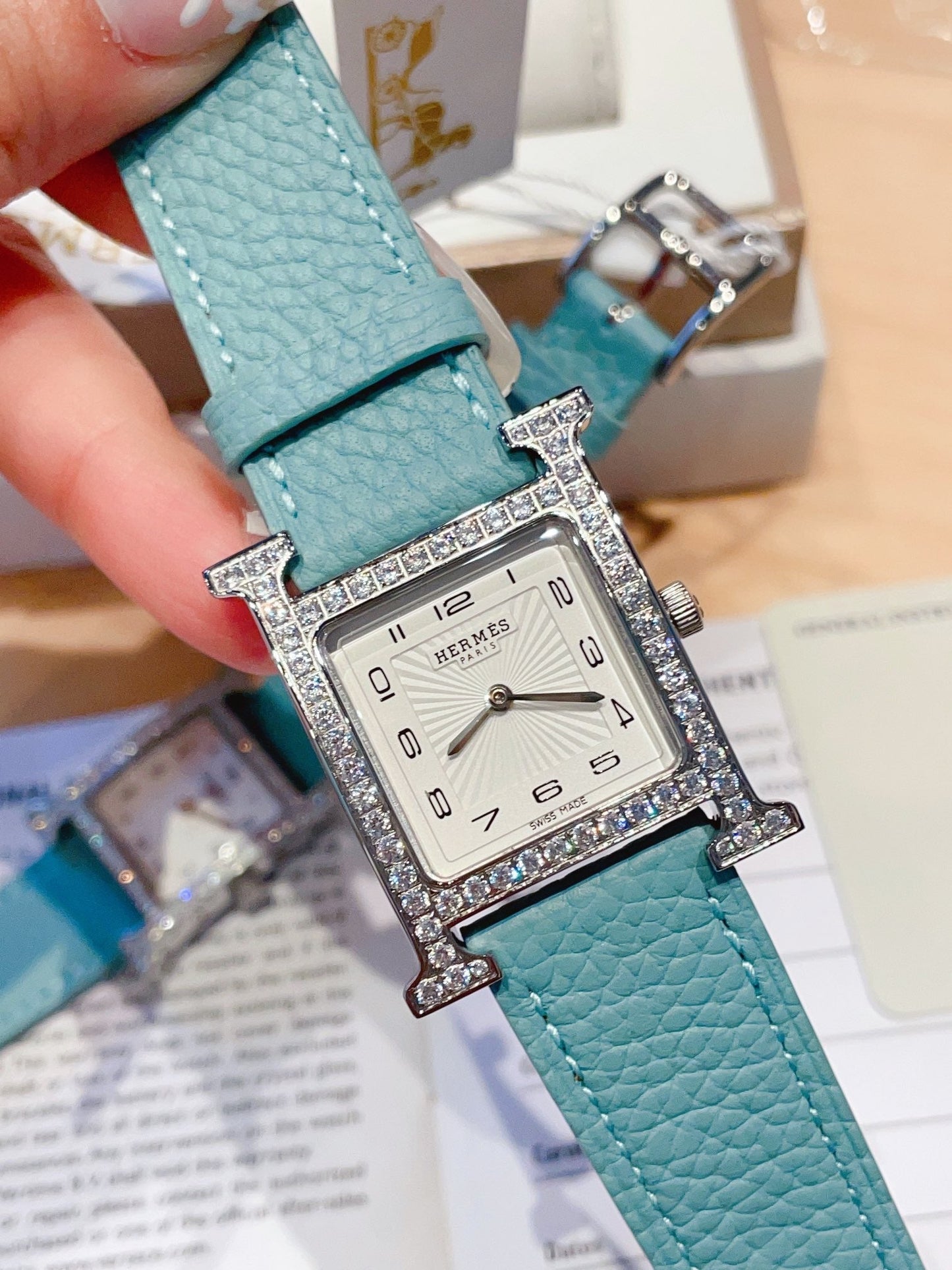 HM HEURE H 26 SILVER WHITE DIAL EPSOM LEATHER EPSOM LEATHER