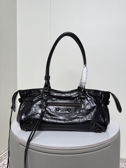 BLCG WOMEN'S LE CITY BAG EAST-WEST IN BLACK 40