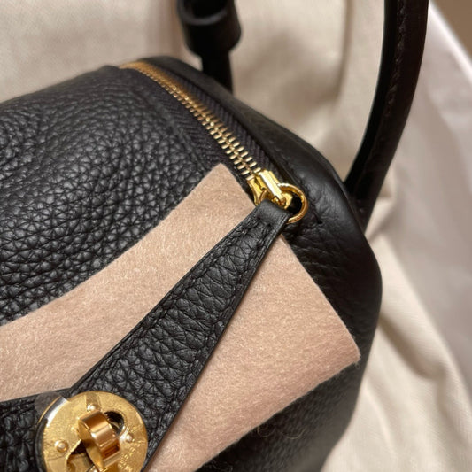 HERM Mini Lindy, 19cm, Noir, TC Skin