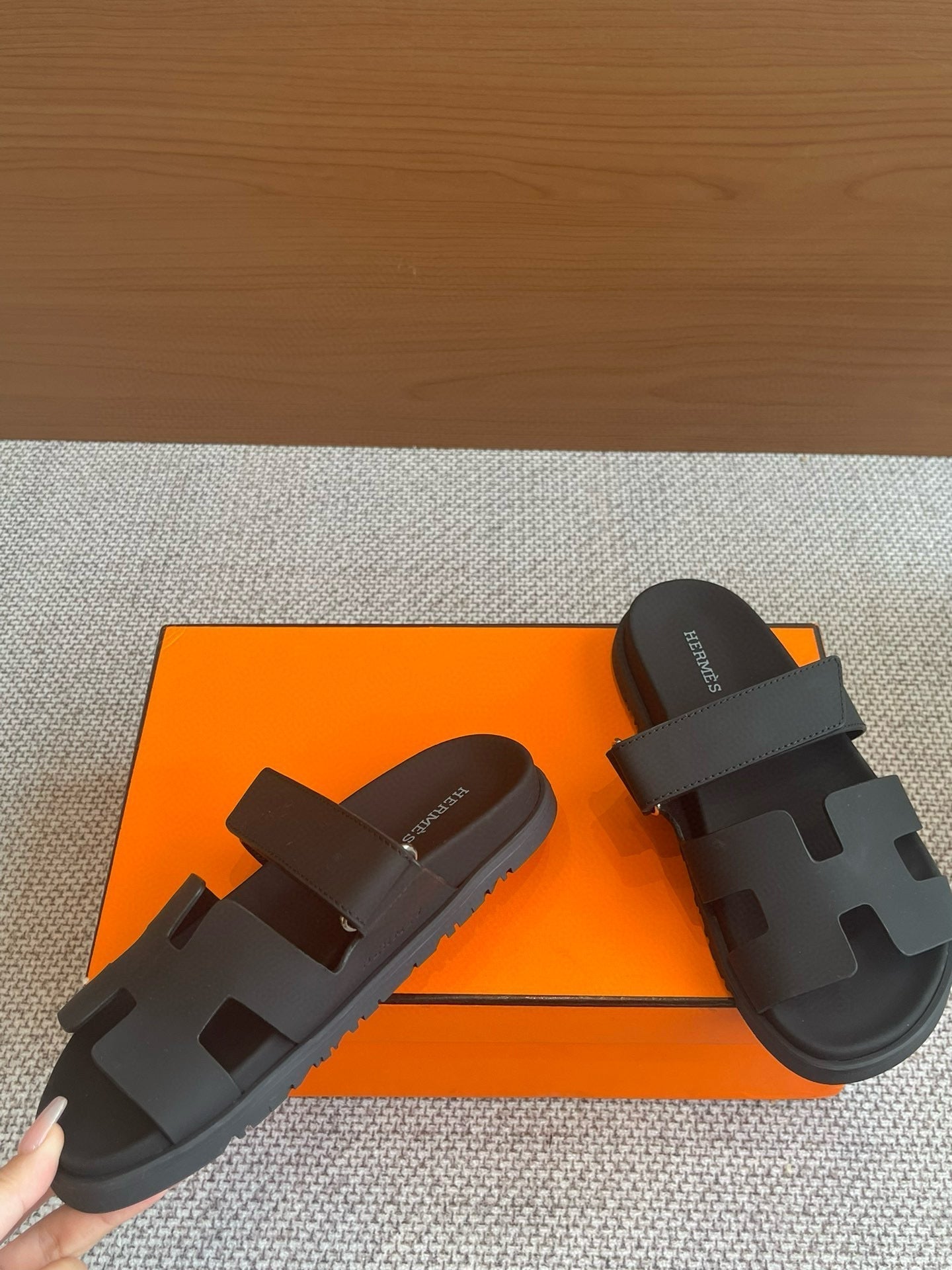 HERM Sandals