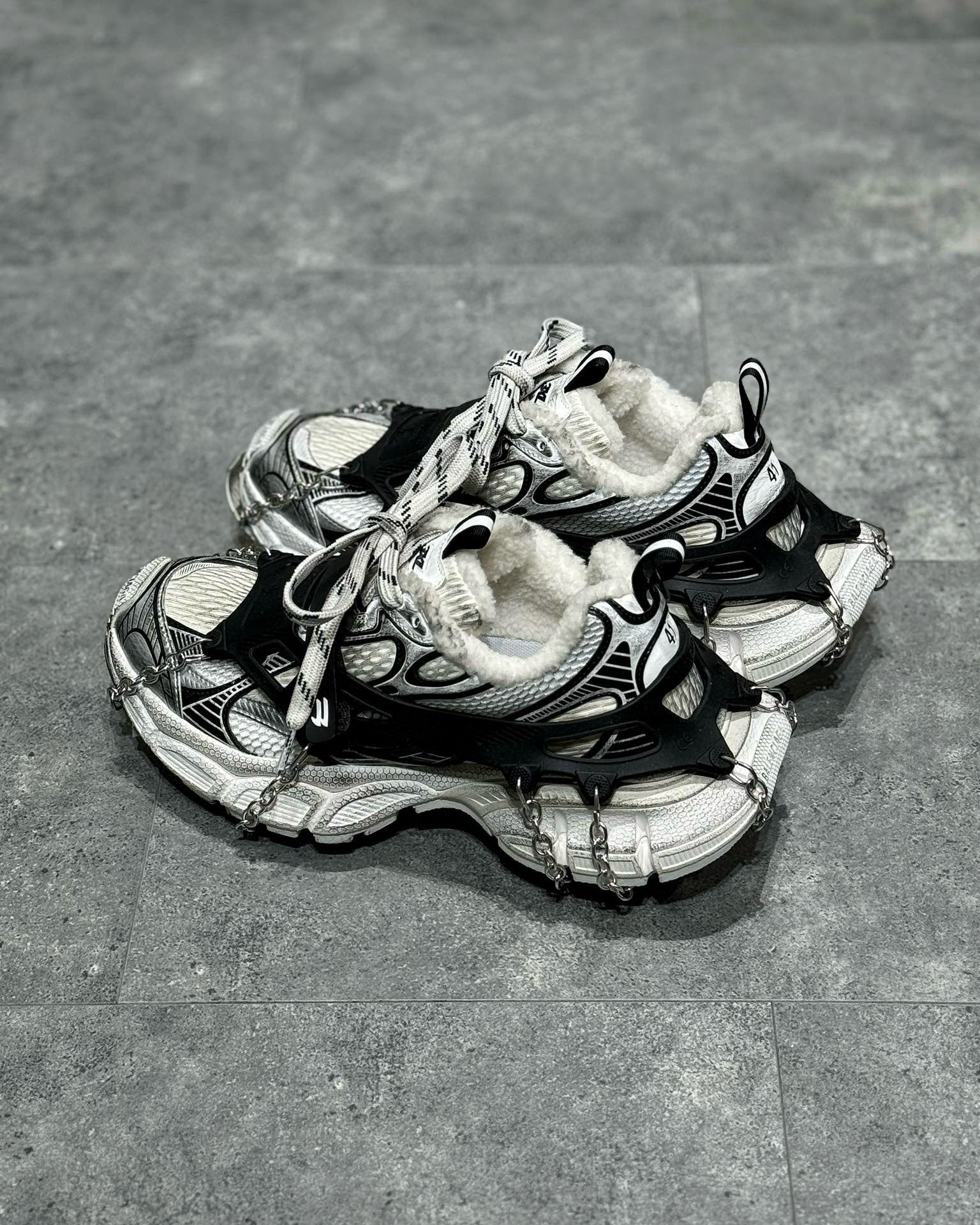 BLCG Sneakers