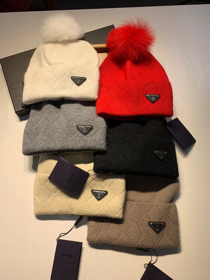 BEANIE HAT IN BISQUE BEIGE WOOL AND RABBIT FUR 361433