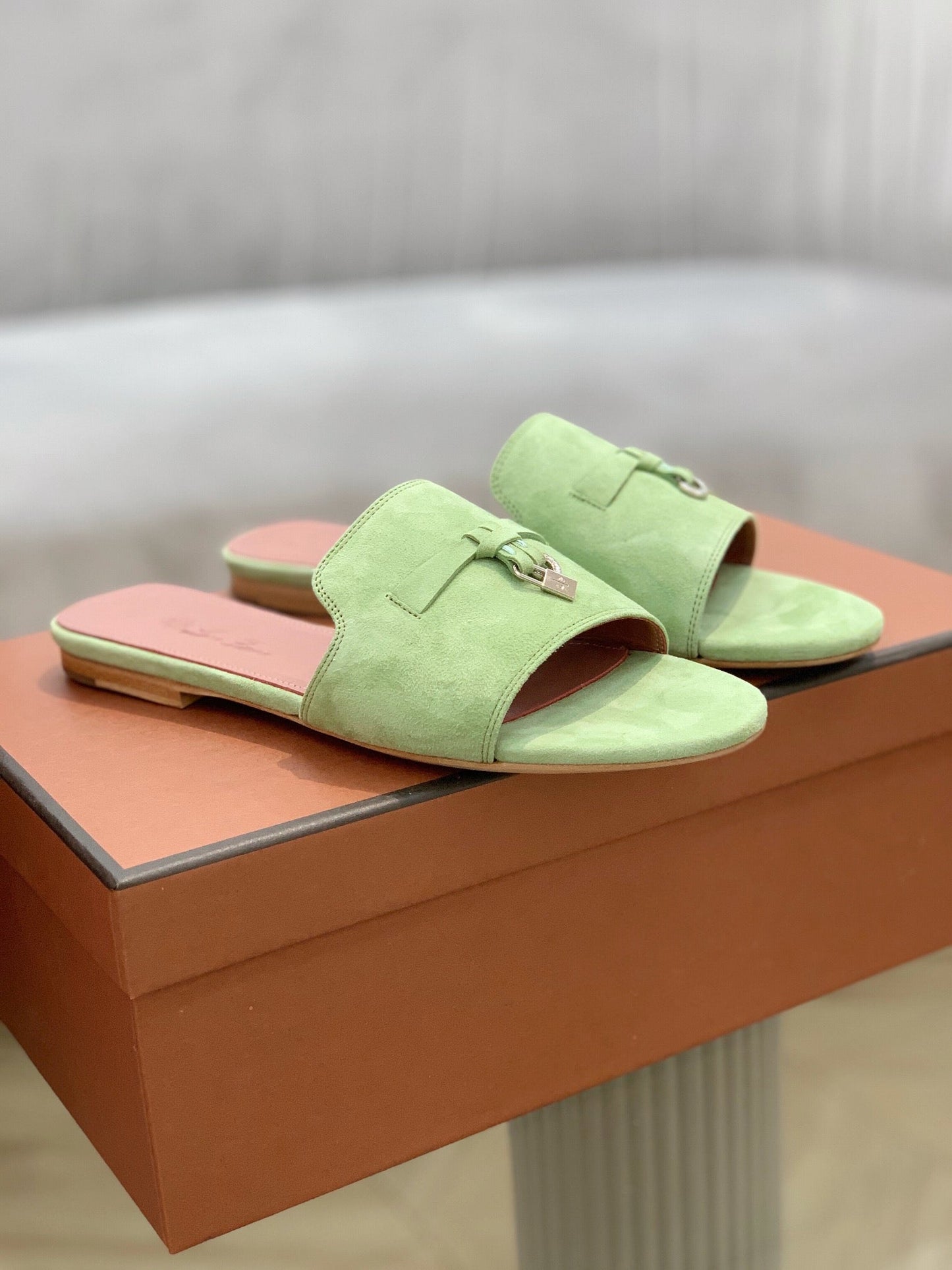 LP SUMMER CHARMS SANDALS MINT SUEDE