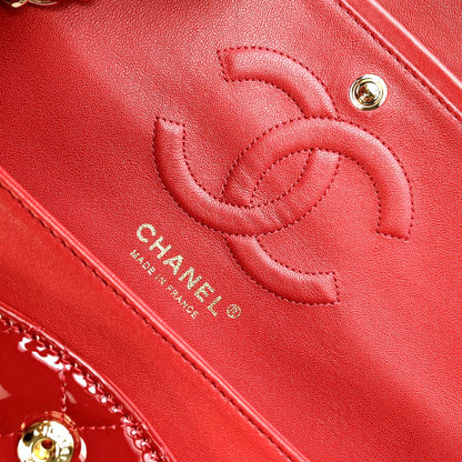 FLAP BAG MEDIUM 25CM RED PATENT CALFSKIN GOLD HARDWARE