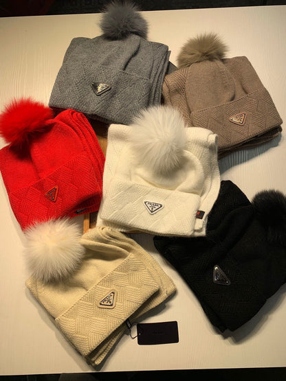 SET SCARF AND HAT IN WHITE WOOL AND RABBIT FUR 416368
