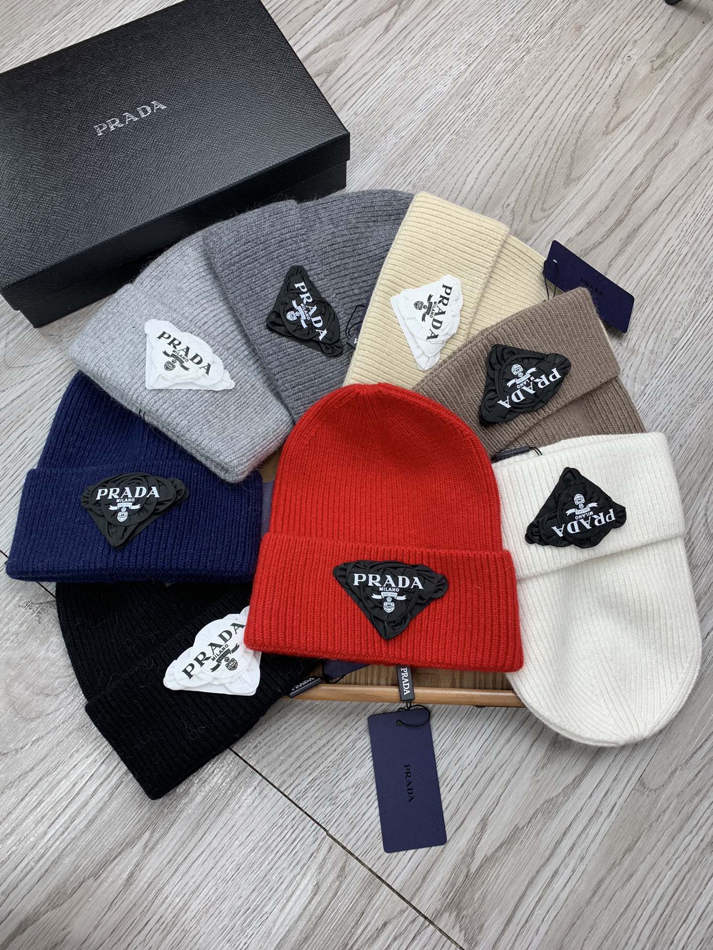 BEANIE HAT IN WHITE WOOL 431356