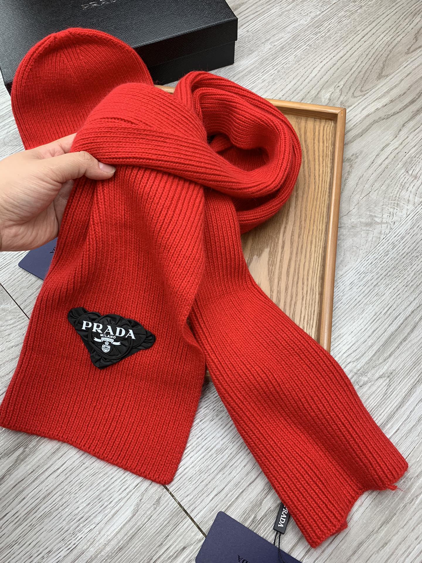 SET SCARF AND HAT IN CHERRY RED WOOL AND RABBIT FUR 386076
