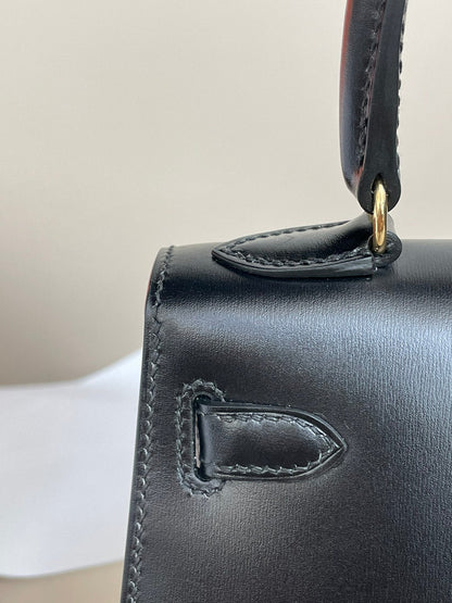 KELLY MINI 20 BAG IN BLACK SMOOTH CALFSKIN WITH GOLD HARDWARE