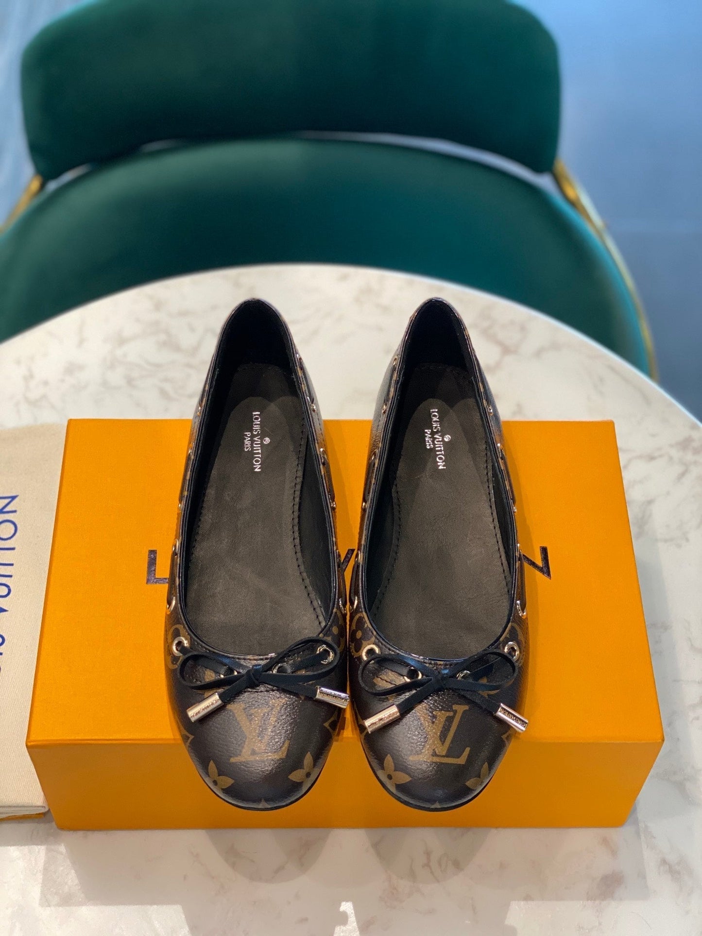 LV WOMEN'S BALLET FLAT IN CHOCOLATE BROWN MONOGRAM CALFSKIN WITH BOW