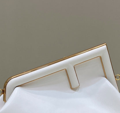 FENDI FIRST SMALL 32 IN WHITE NAPPA LEATHER BAG GOLD HARDWARE