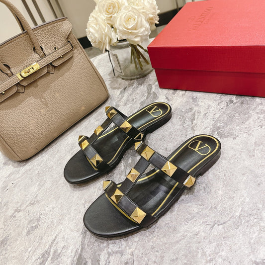 ROMAN STUD BLACK CALFSKIN FLAT SLIDE SANDAL 25 MM