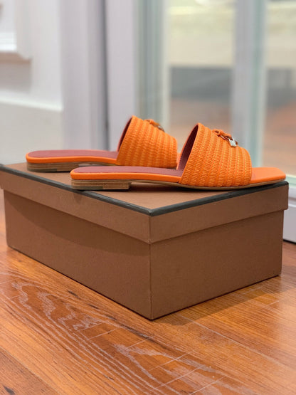 LP RAFFIA CHARMS FLATS SANDAL ORANGE CALFSKIN
