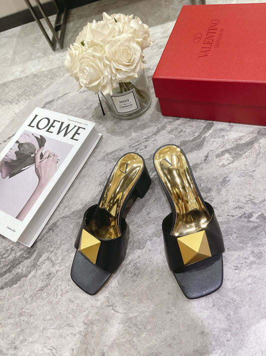 ONE STUD HEELED MULE 60 MM IN BLACK CALFSKIN