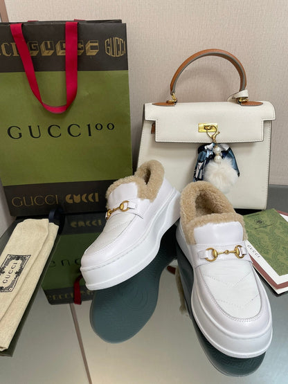 GG LOAFER IN WHITE CALFSKIN WITH BEIGE WOOL LINING