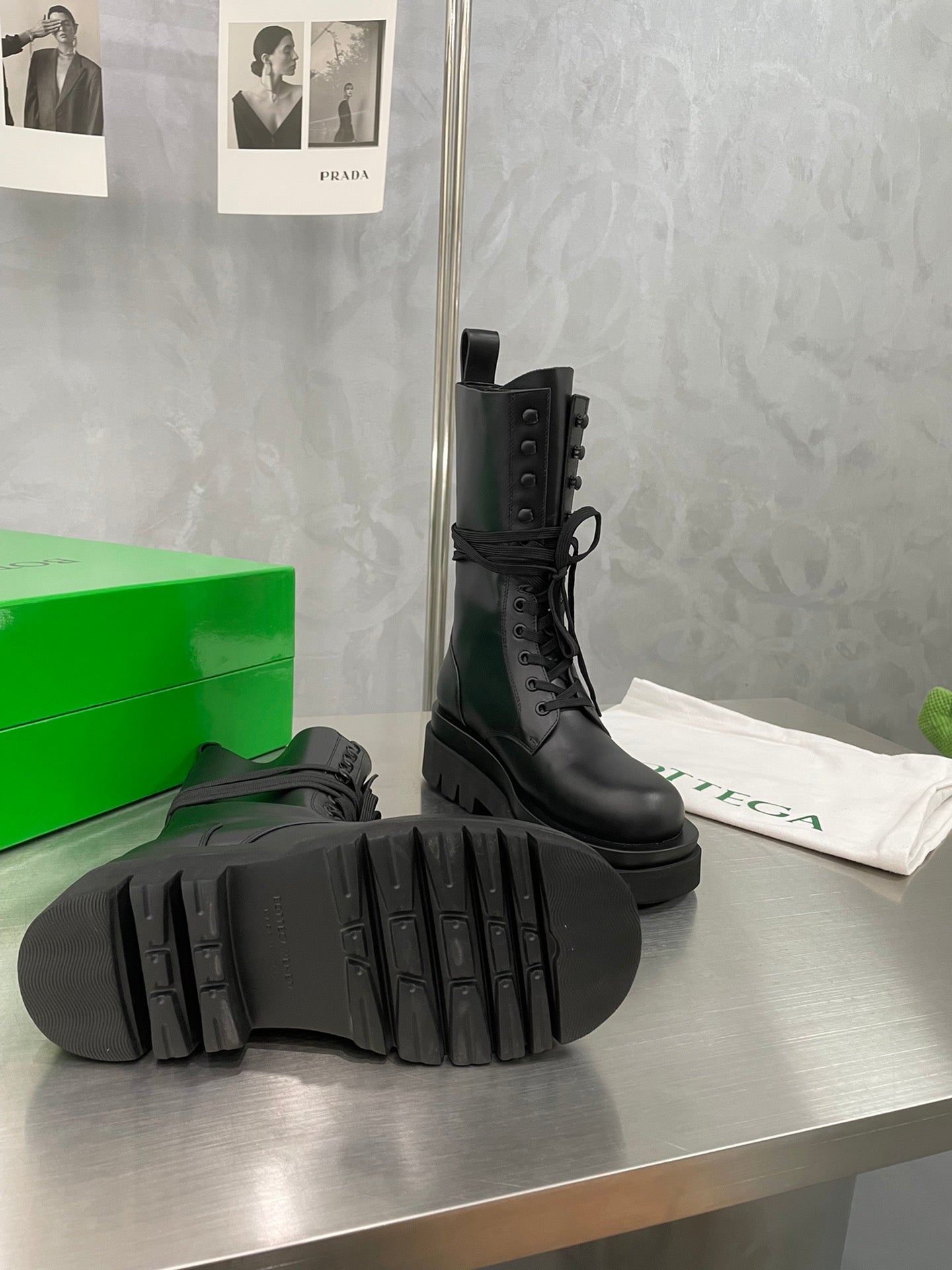 LUG LACE-UP BOOT IN BLACK CALFSKIN 7 CM