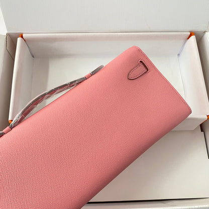 KELLY CUT 31 IN SALMON PINK CALFSKIN WITH SILVER HARDWARE