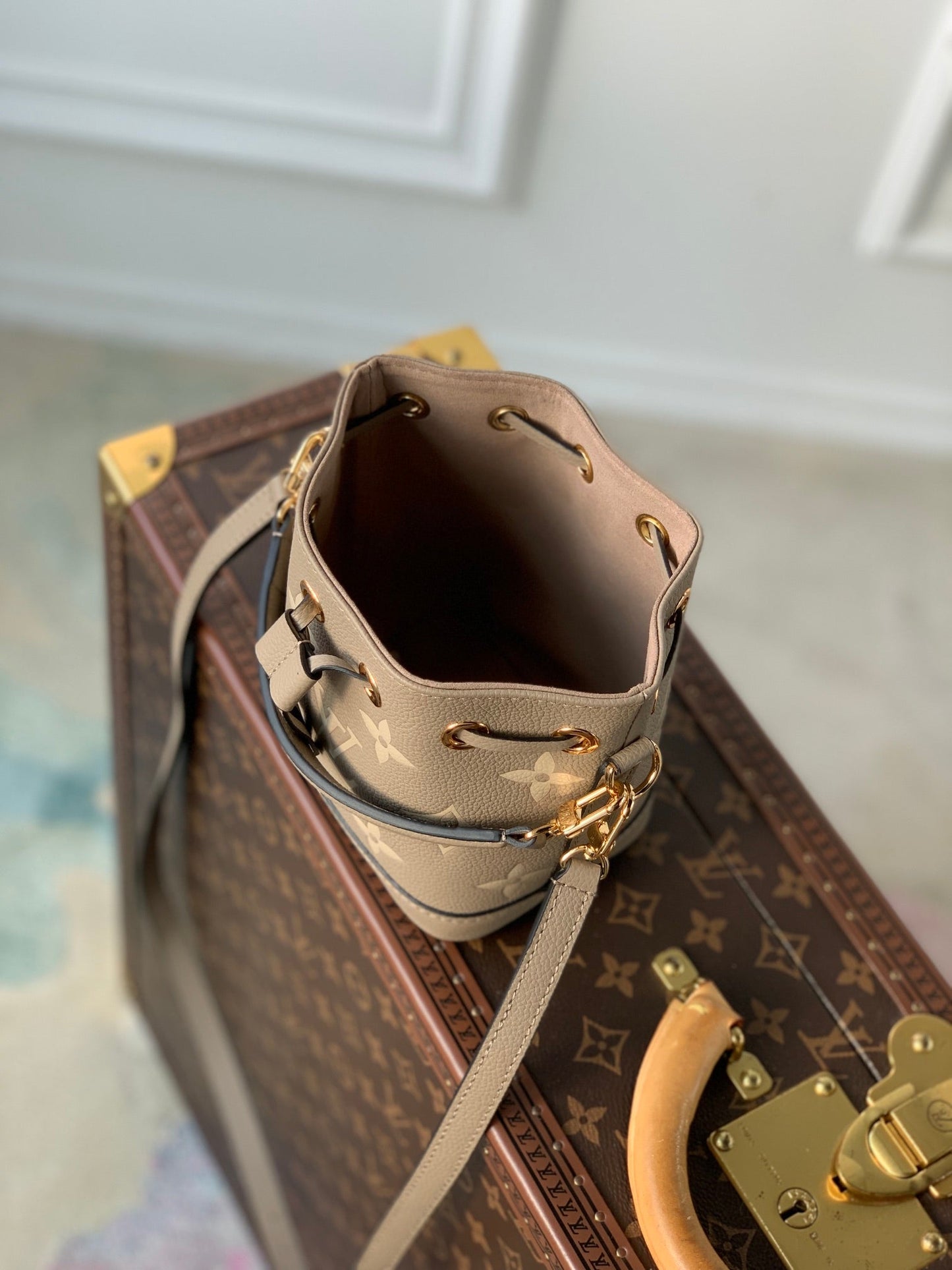 NANO NOÉ 16 IN GREY TOURTERELLE BICOLOR MONOGRAM EMPREINTE CALFSKIN