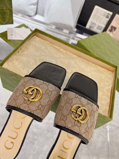 GG EXCLUSIVE SLIDE SANDAL BLACK AND BROWN FABRIC