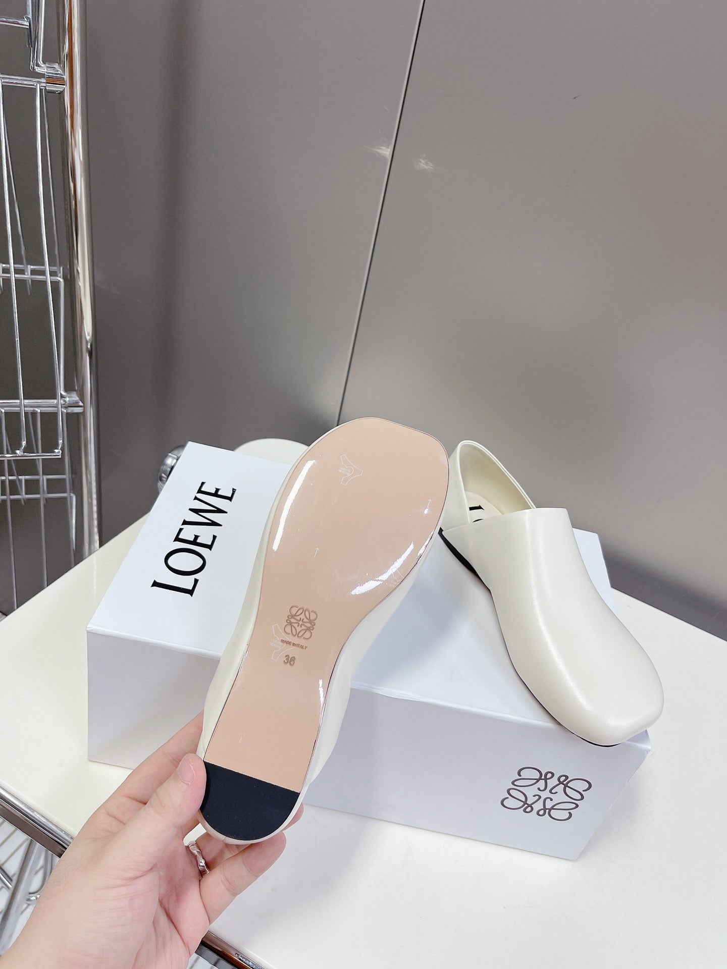 LW TOY SLIPPER WHITE CALFSKIN