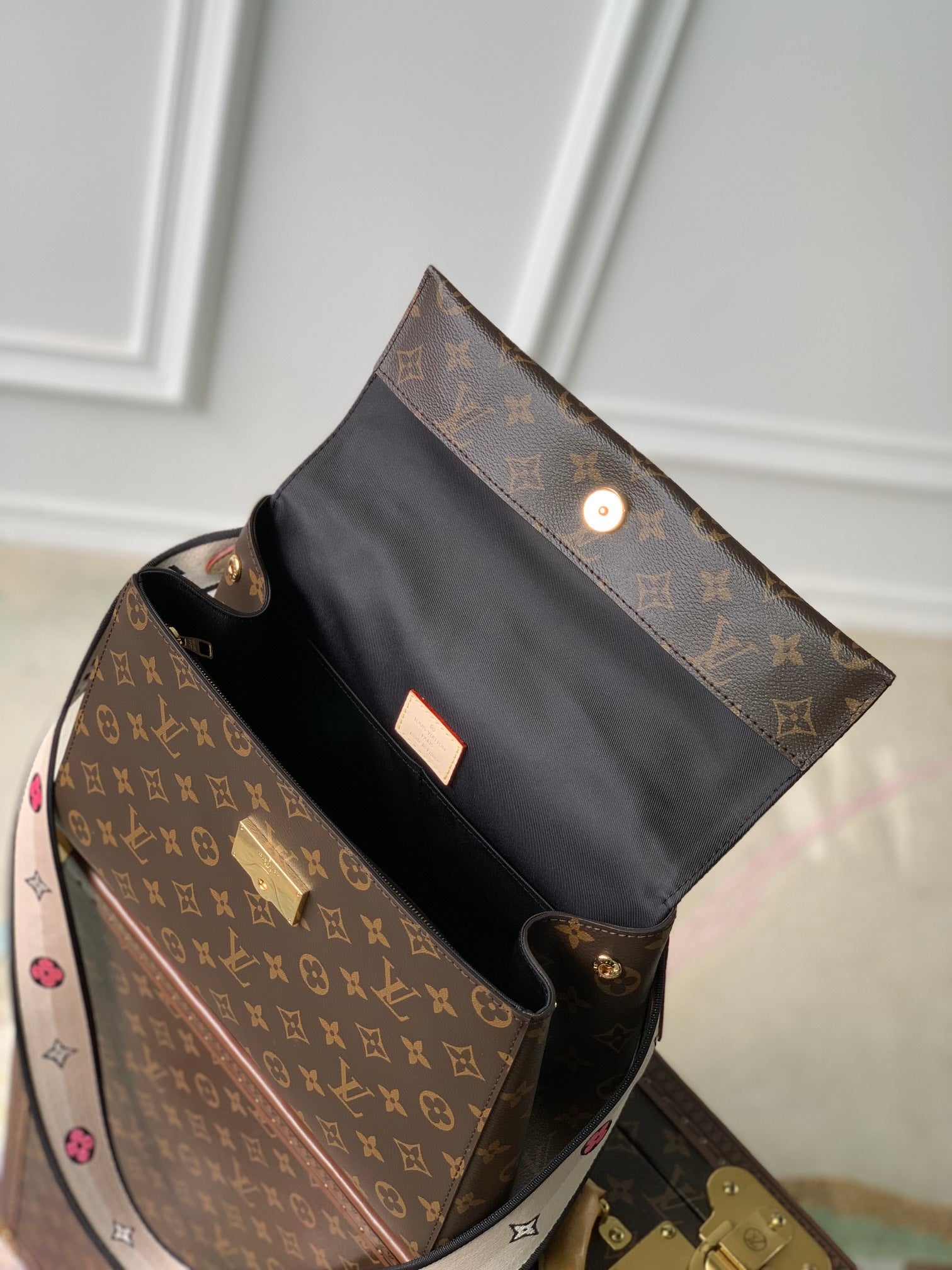 CLUNY MM HANDBAG 33 IN BROWN MONOGRAM CALFSKIN BEIGE BLACK EMBROIDERED LOGO CANVAS