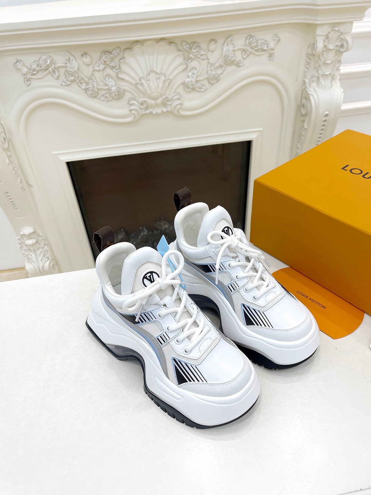 LV ARCHLIGHT 2.0 PLATFORM SNEAKER IN COLORFUL MIX OF MATERIALS 991810