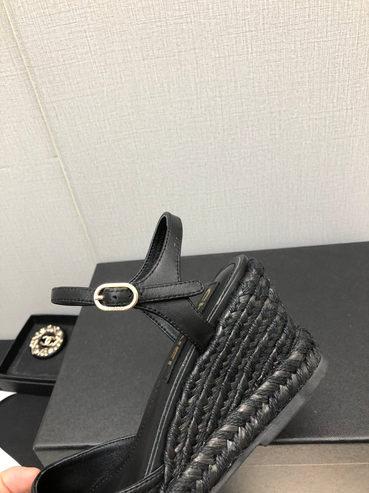 MARY JANE WEDGE BLACK LAMBSKIN
