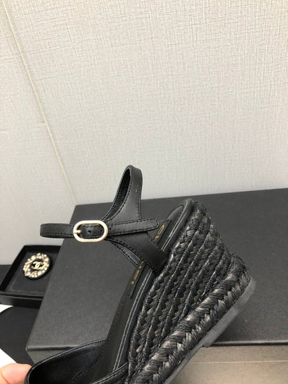 MARY JANE WEDGE BLACK LAMBSKIN