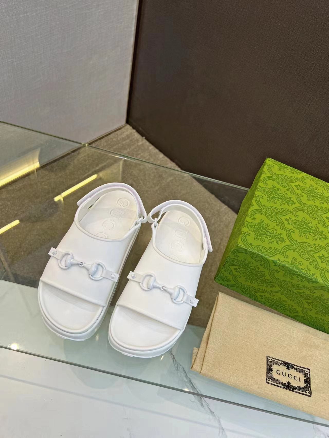 HORSEBIT FLATFORM SANDAL 5 CM IN WHITE IMPORTED TPU