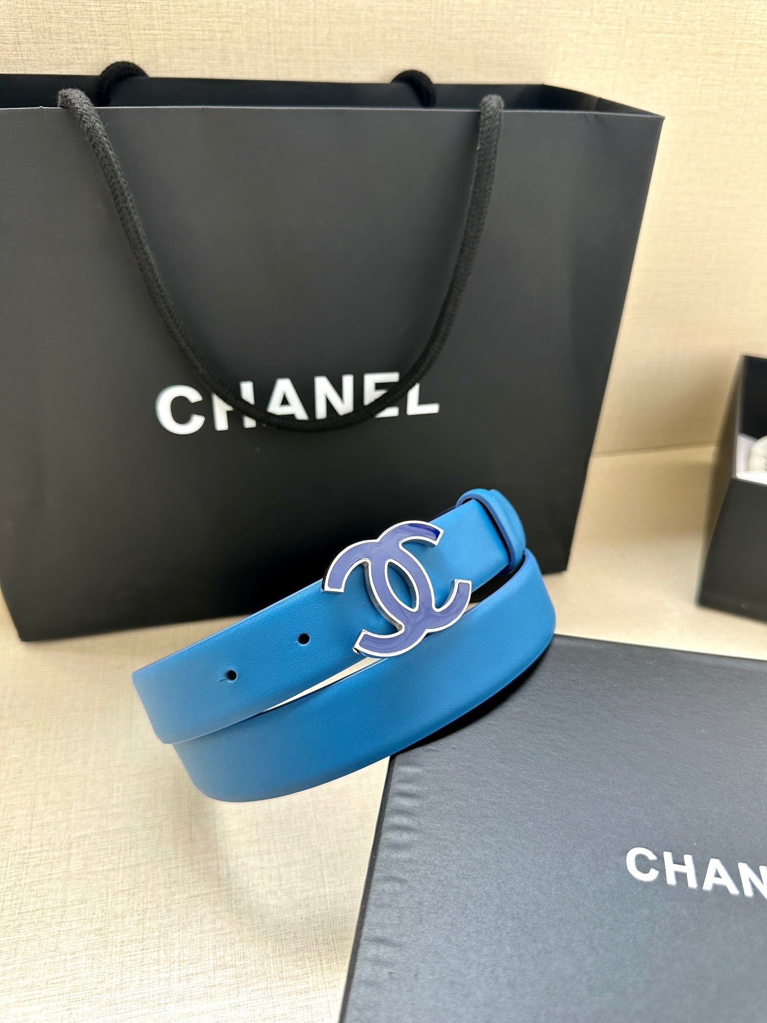 CC 30MM BELT IN COBALT BLUE SMOOTH CALFSKIN METAL HARDWARE