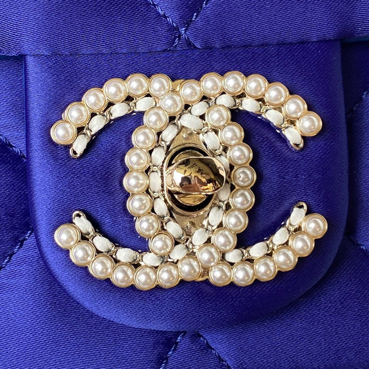 CC 26 CLUTCH WITH CHAIN BAG IN COBALT BLUE CALFSKIN