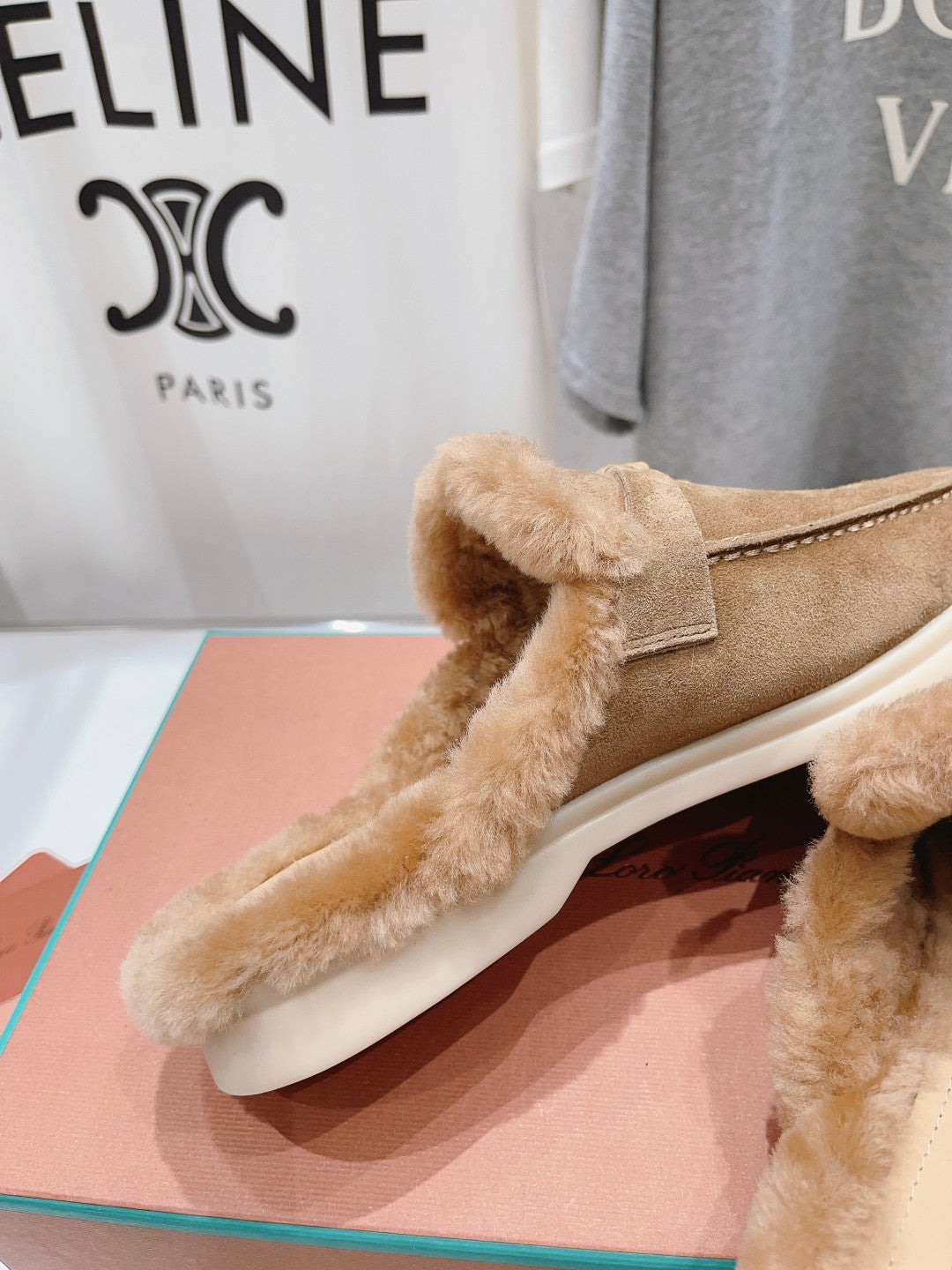 LP CHARMS WALK BABOUCHE LOAFERS TAWNY FLEECE