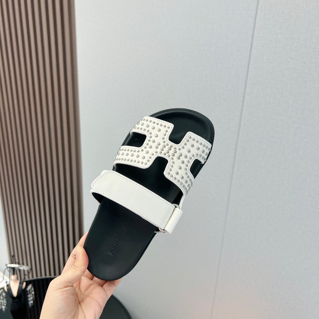 CHYPRE SANDAL WHITE MIX BLACK CALFSKIN STYLIZED