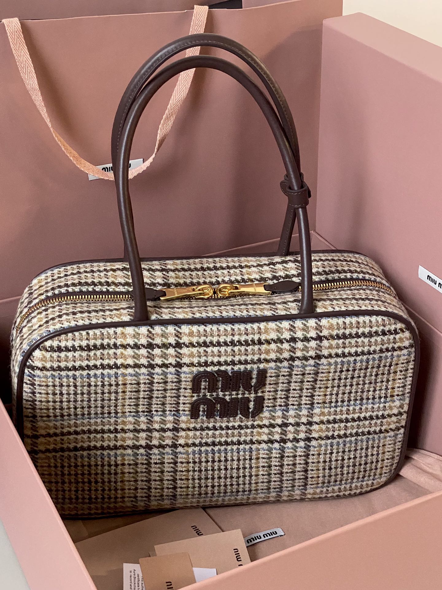 BEAU TOP HANDLE BAG 34 IN BEIGE TARTAN AND COCOA BROWN LEATHER TRIM