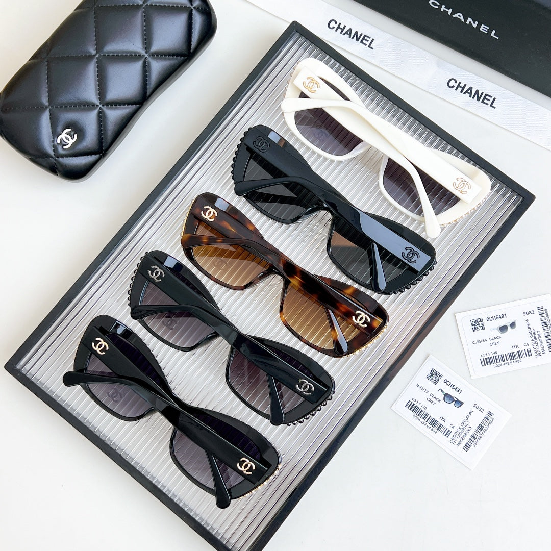 BUTTERFLY SUNGLASSES CH5481H IN ACETATE EMBOSSED PEARL