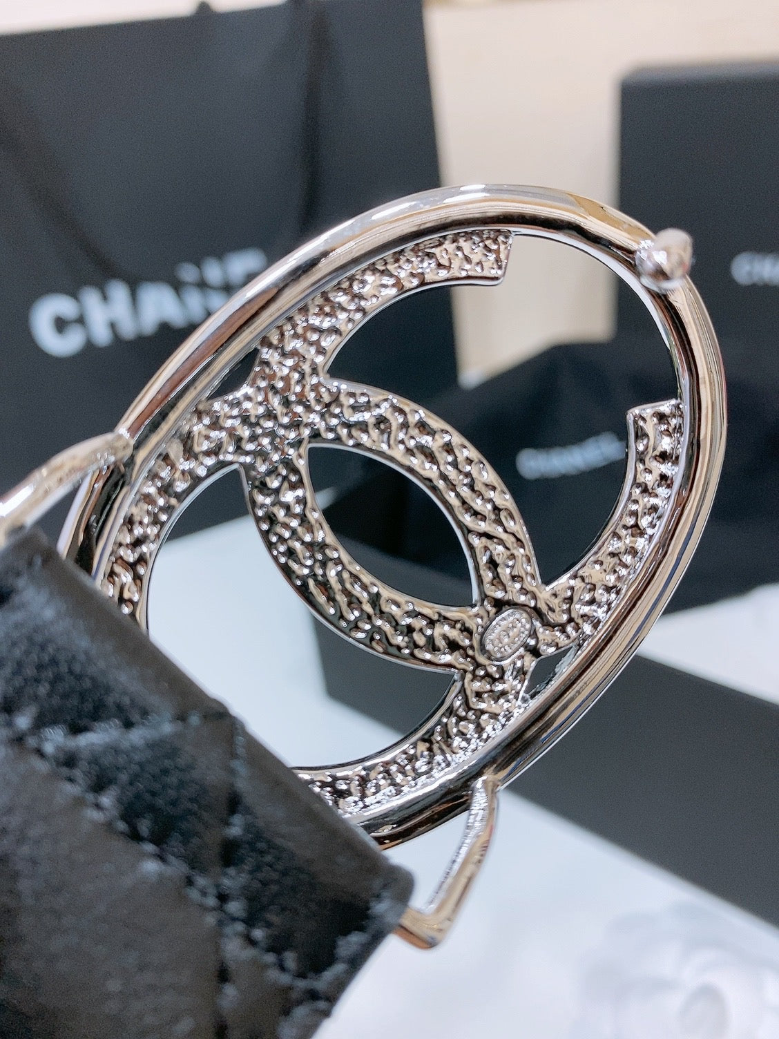 DOUBLE C BELT 38MM IN BLACK QUILTED LAMBSKIN WITH SILVER OVAL BUCKLE AND CENTERED LOGO
