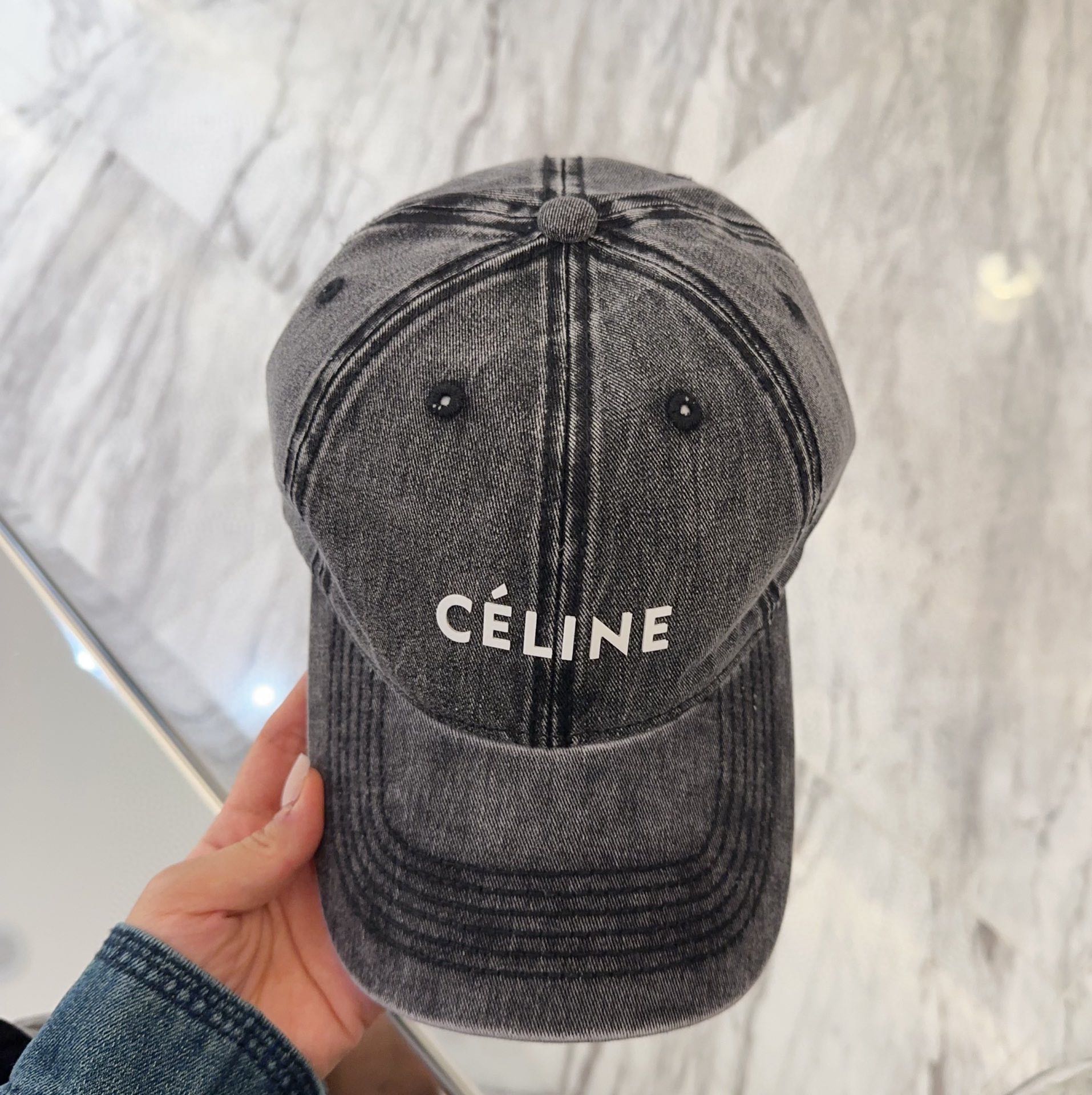BASEBALL CAP MODEL 650042 IN WASHED BLACK DENIM