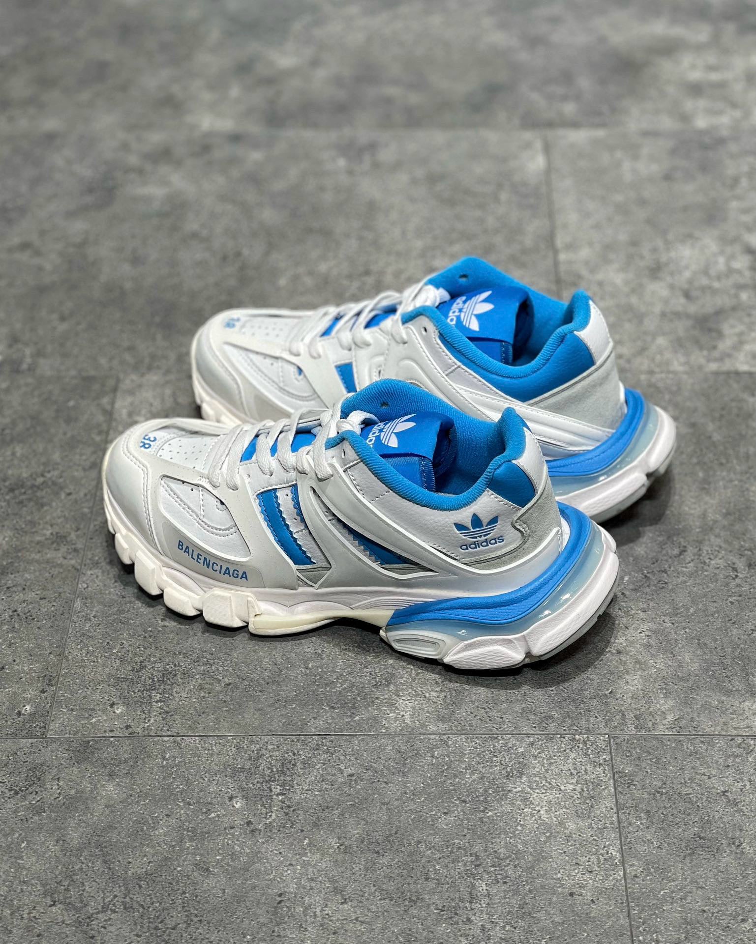 BLCG Sneakers