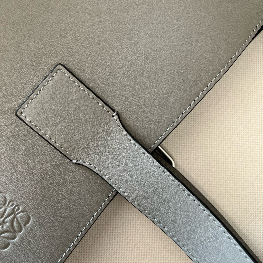 LO Briefcases
