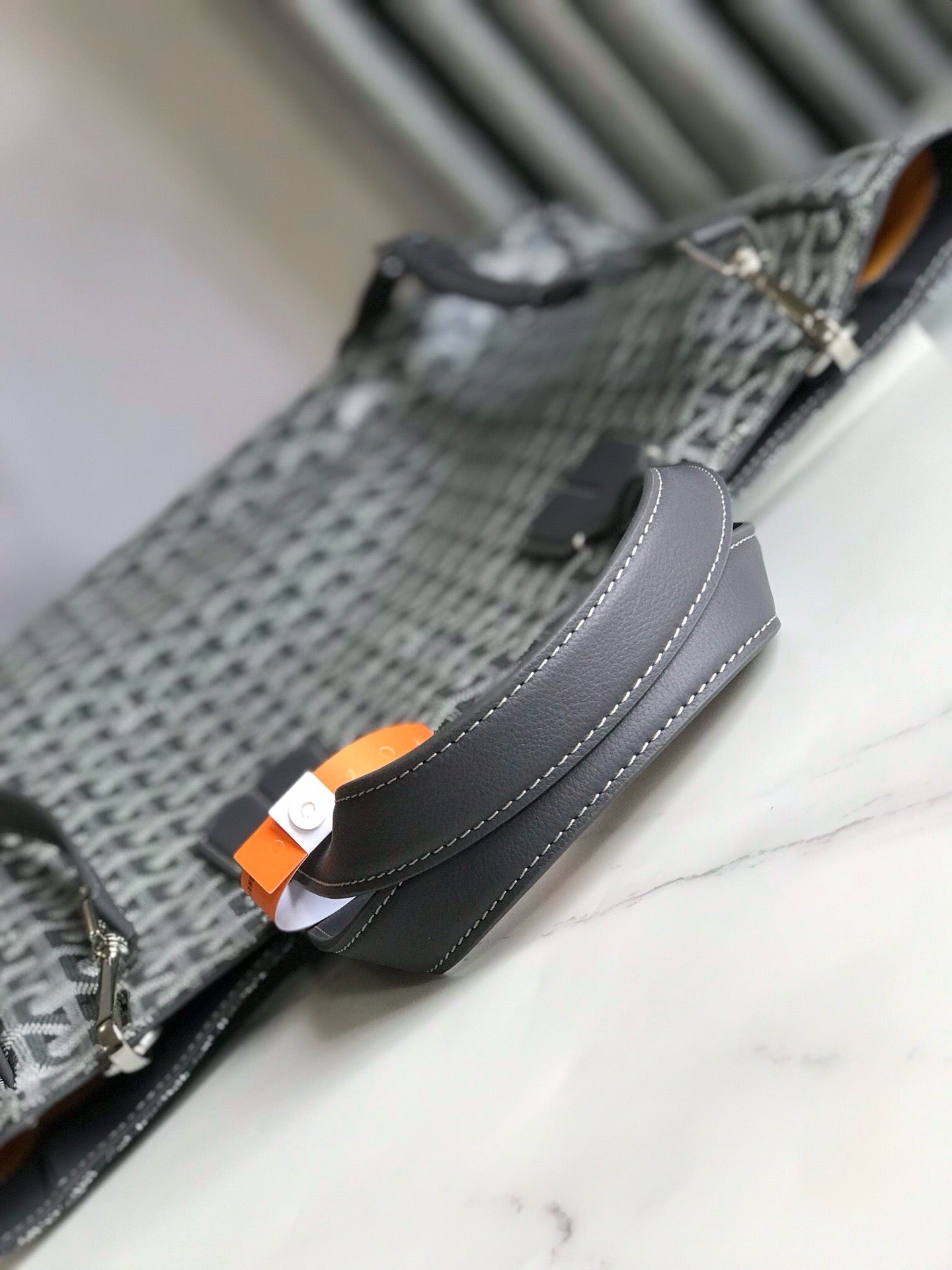 GOY Tote 38x35x11.5cm