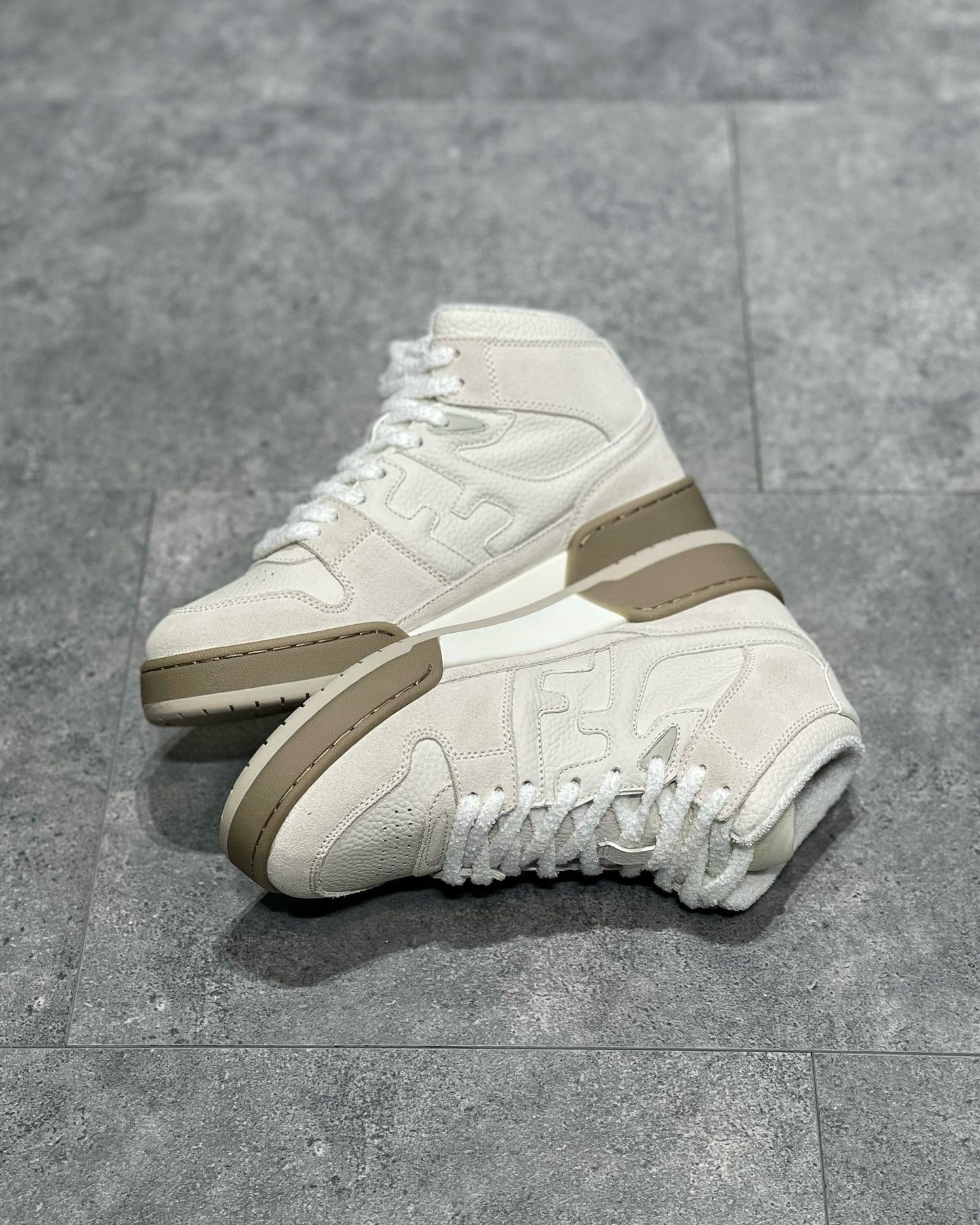 FEN Sneakers